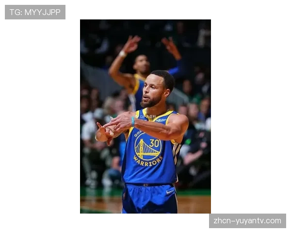 历史回顾：十年前的今天，斯蒂芬·库里单赛季命中402记三分，改变篮球运动打法